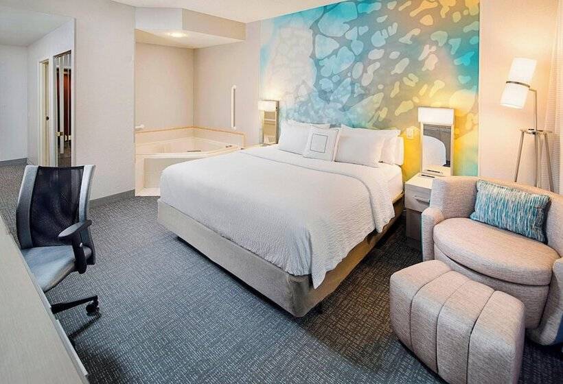 فندق Courtyard By Marriott West Palm Beach Airport
