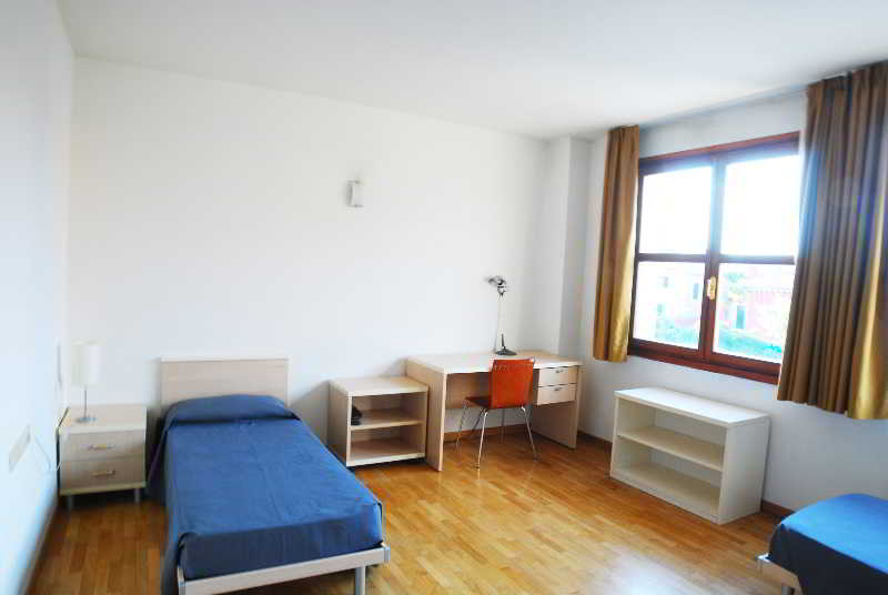 هتل Sunny Terrace Hostel
