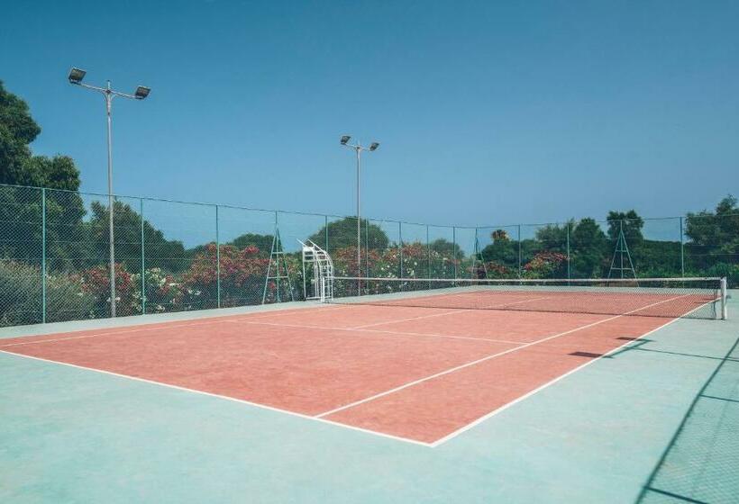 هتل Iberostar Waves Saidia