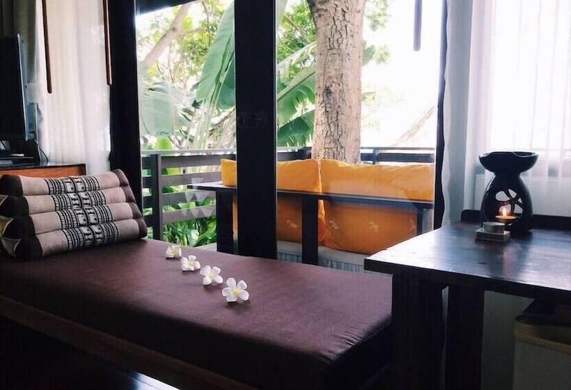 هتل Mooban Talay Resort