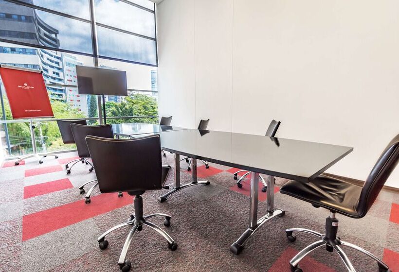 هتل NH Collection Medellin Royal