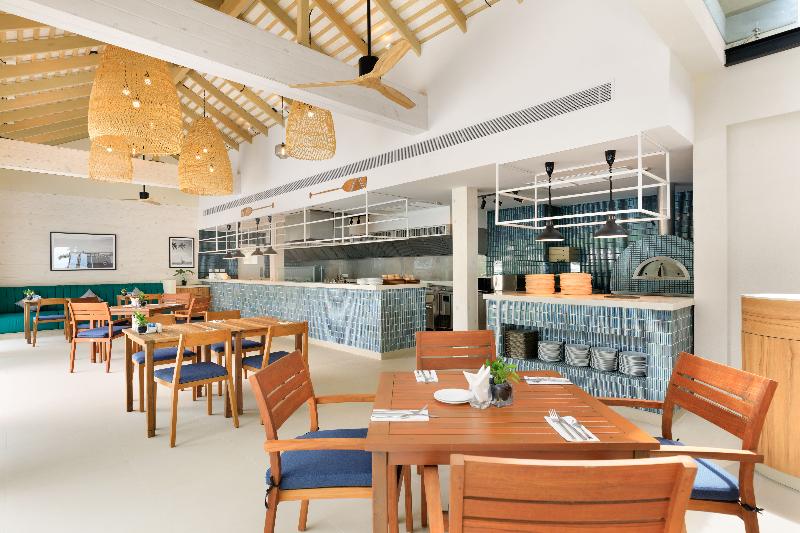 هتل Outrigger Khao Lak Beach Resort   Sha Extra Plus