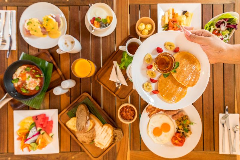 هتل Outrigger Khao Lak Beach Resort   Sha Extra Plus