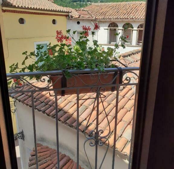 B&b Borgo Revelia