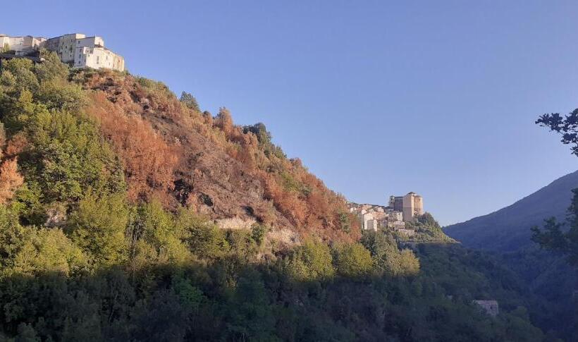 B&b Borgo Revelia