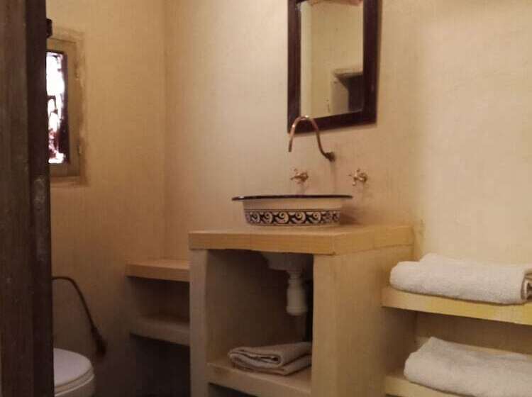 تختخواب و صبحانه Kasbah Du Peintre