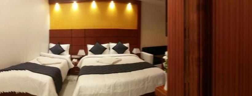 هتل Spark Residency