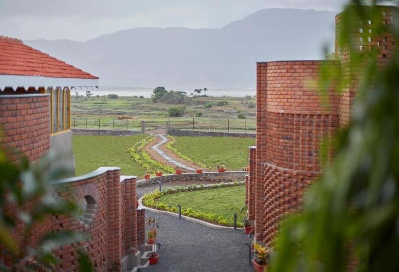 منتجع Saj By The Lake, Malshej Ghat
