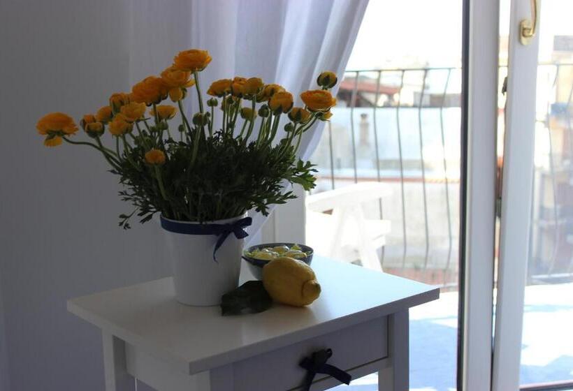 مبيت وإفطار Casa Blu Cobalto