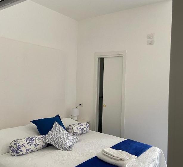مبيت وإفطار Casa Blu Cobalto