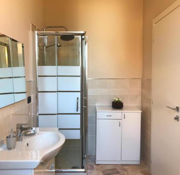 تختخواب و صبحانه Le Torrette Rooms And Apartments