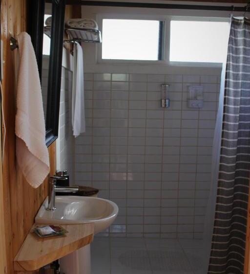 ベッドアンドブレックファースト The Lodge At Reventazon River Mountain Ranch