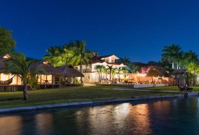هتل Casabakal   A Pie De Laguna   Bacalar