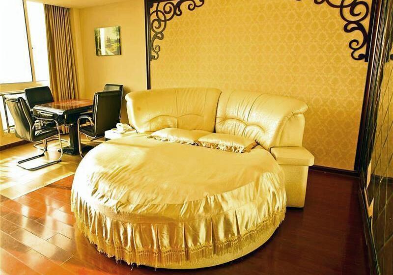 هتل Greentree Inn Taizhou Xinghua Wuli Road Wuli Bridge Express