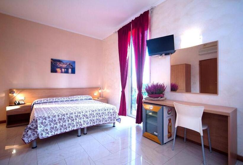 فندق Villa Flora