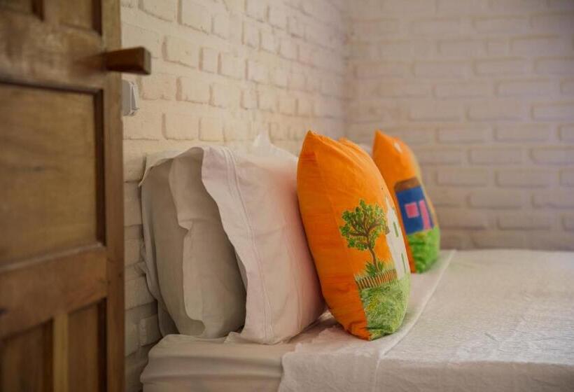 پانسیون Casa E Pousada Alecrim