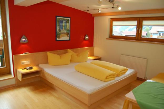 بنسيون Haus Gfall