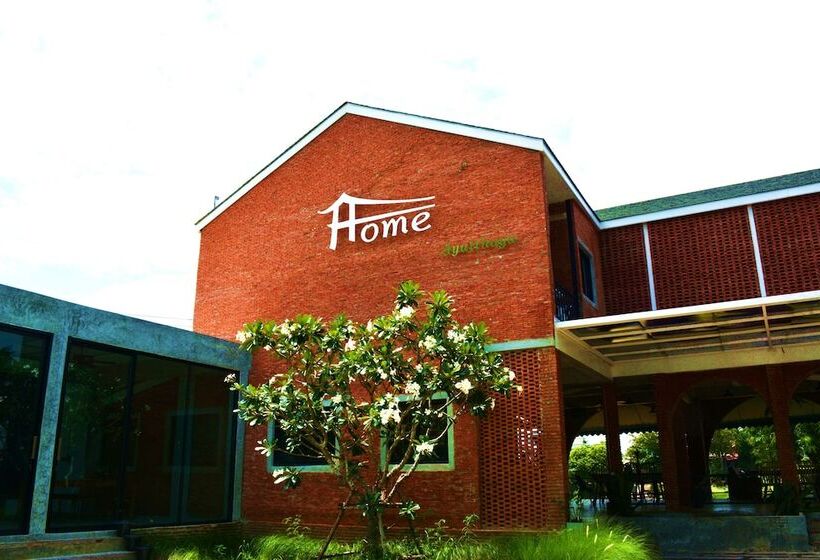 پانسیون Home Ayutthaya