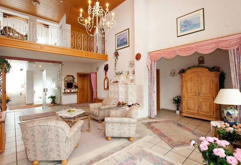 ペンション Landgasthof Wickert Familie Adams