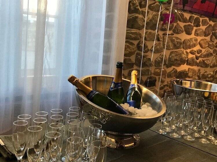 בית מלון כפרי Auberge De La Vallée D Ossau