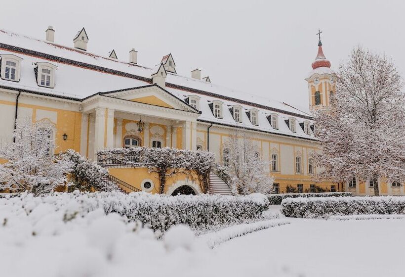 فندق Château Bela