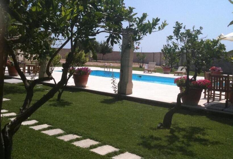 호텔 Masseria Li Campi