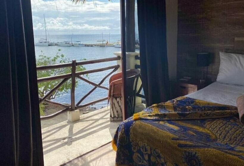 هتل Porto Coral