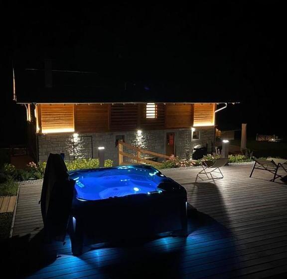 B & B Chalet Plan