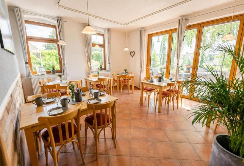 Elbpension & Ferienwohnung Sächsische Schweiz