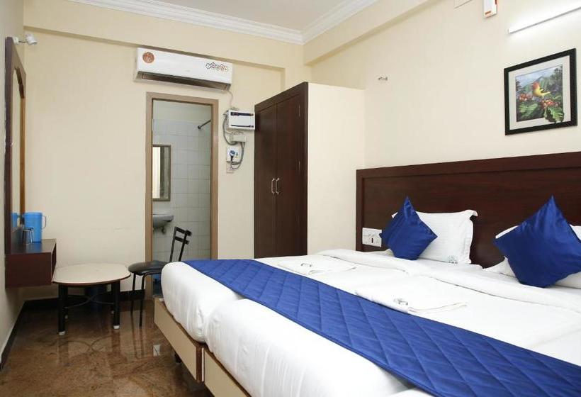 בית מלון כפרי Akg Lodge