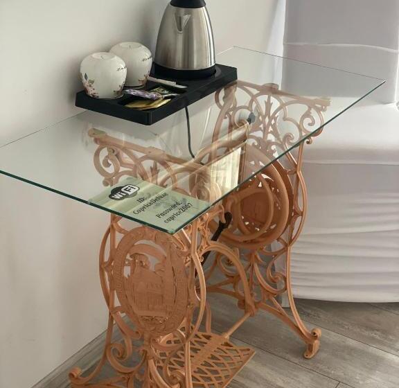 هتل Caprice Deluxe Accomodation