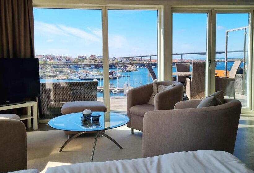 酒店 L Kungshamn Suites