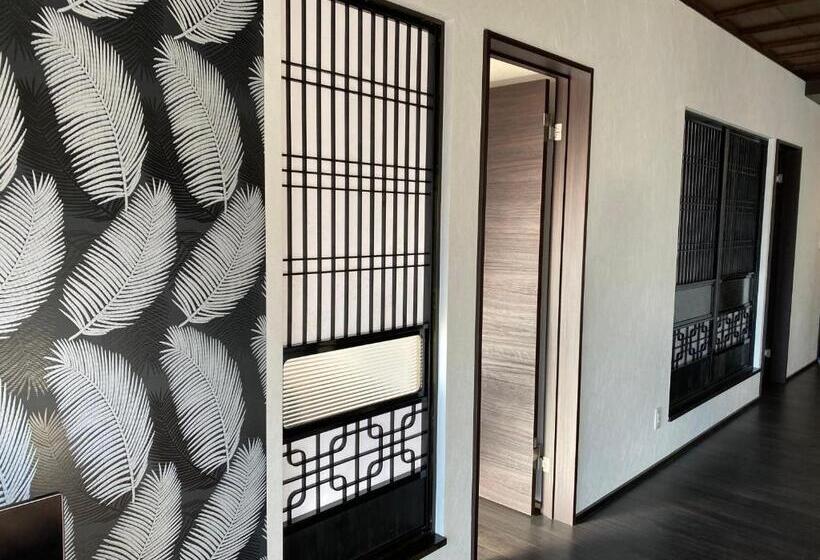 بنسيون 憩ikoi Guest House & Cafe Bar