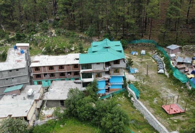 بنسيون Majestic Mountain Bhaiji Guest House