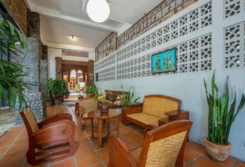 پانسیون Sekararum Butik Syariah Guesthouse