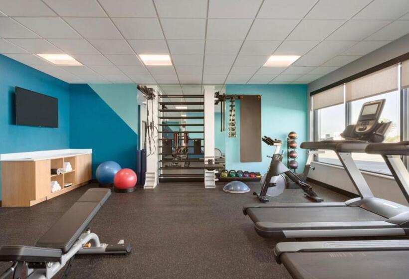 Avid Hotels Corpus Christi   Portland, An Ihg