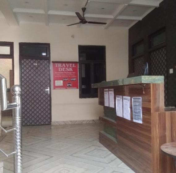 בית מלון כפרי Himalayan Home