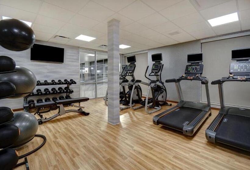 هتل Fairfield By Marriott Inn & Suites Grand Rapids Wyoming