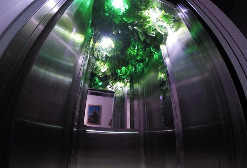 هتل Kamaleb Farallones