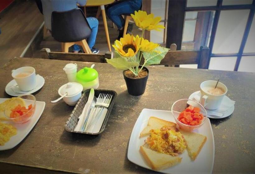 هتل Kristal Ferial