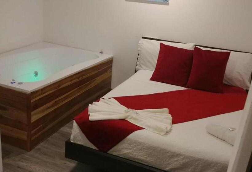 هتل Kristal Ferial