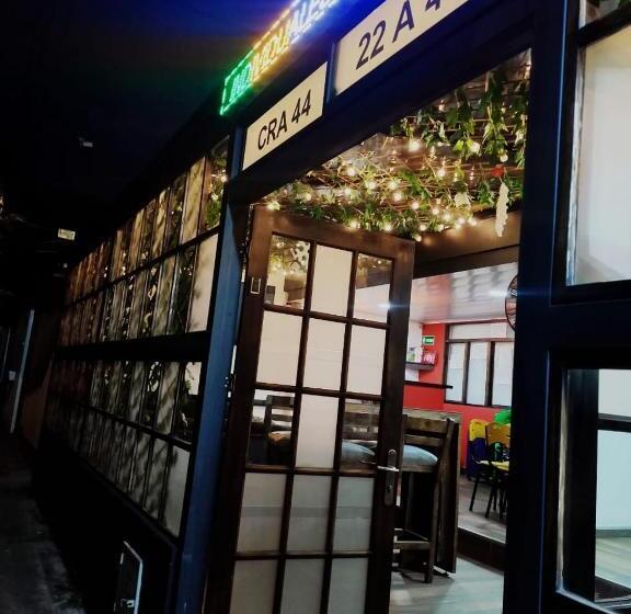 هتل Kristal Ferial