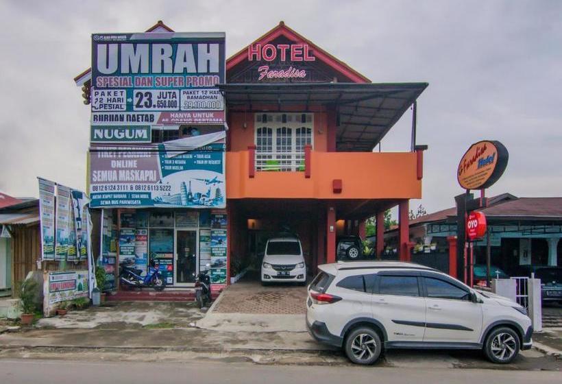 בית מלון כפרי Oyo 90327  Faradisa Syariah