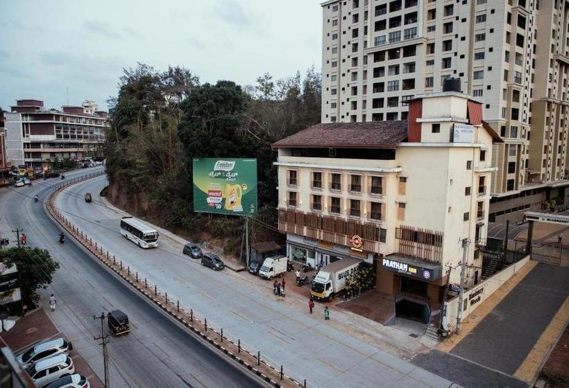 酒店 Pratham Inn By Downtown S