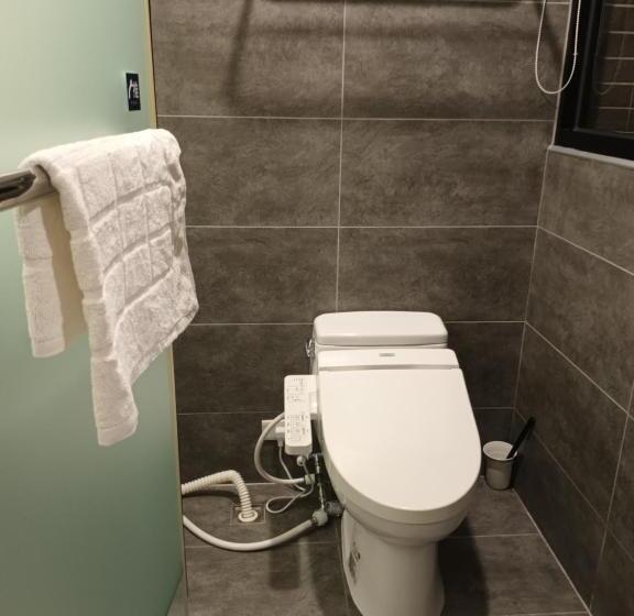 پانسیون Silence And Stillness