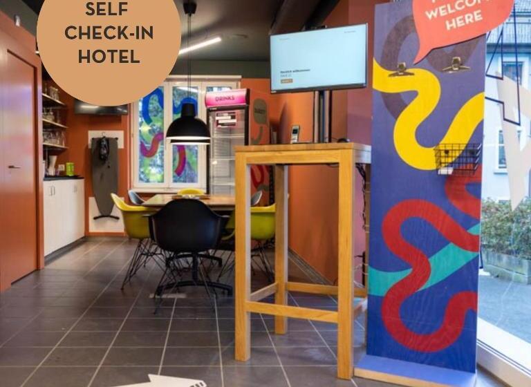 Self Check In Hotel David 22