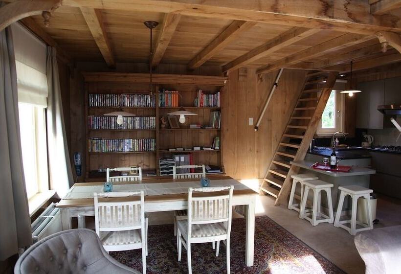 Отель B&b Domein Leegendael