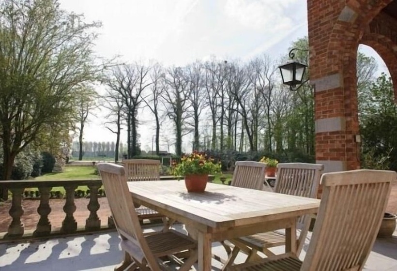 Отель B&b Domein Leegendael