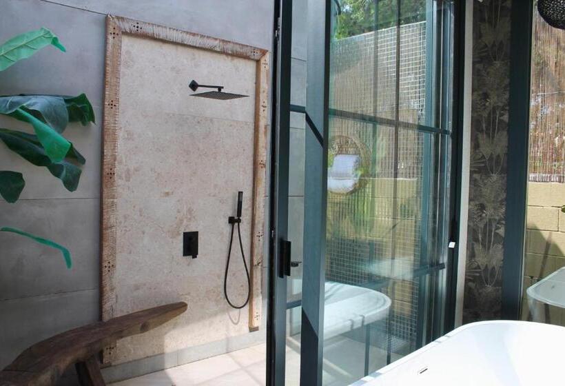 هتل Boutique Varadero