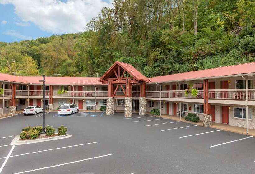 Отель Econo Lodge Cherokee Near River Park